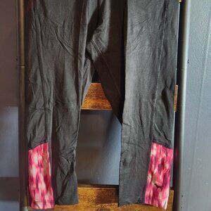 Pink Victoria's Secret Legging